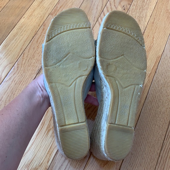 Women’s Silver Lilly Pulitzer Espadrilles Sz 8 1/2 - Picture 4 of 16